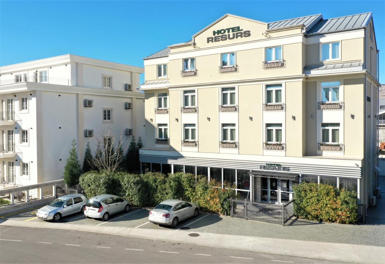 Hotel Resurs 포드고리차 외부 사진