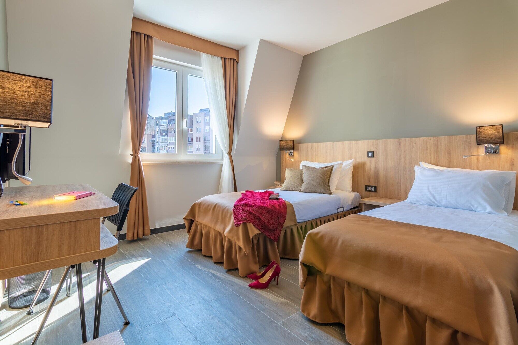 Hotel Resurs 포드고리차 외부 사진